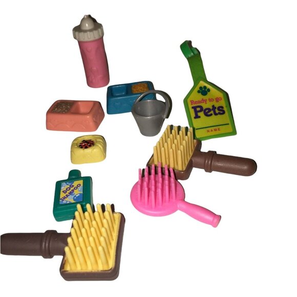 Vtg 1990s Littlest Pet Shop Accessory Lot 12 Dog Bowls Brushes Bucket & More - Picture 3 of 7